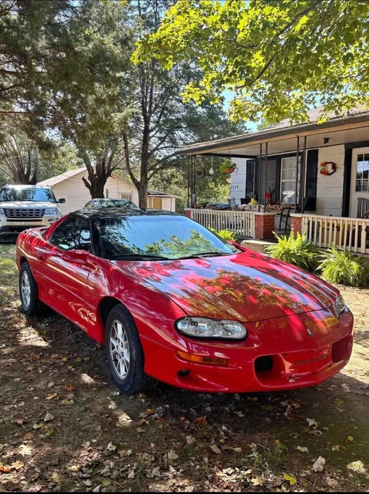 2000 Chevrolet Camaro 4th Gen - Image 2 of 4