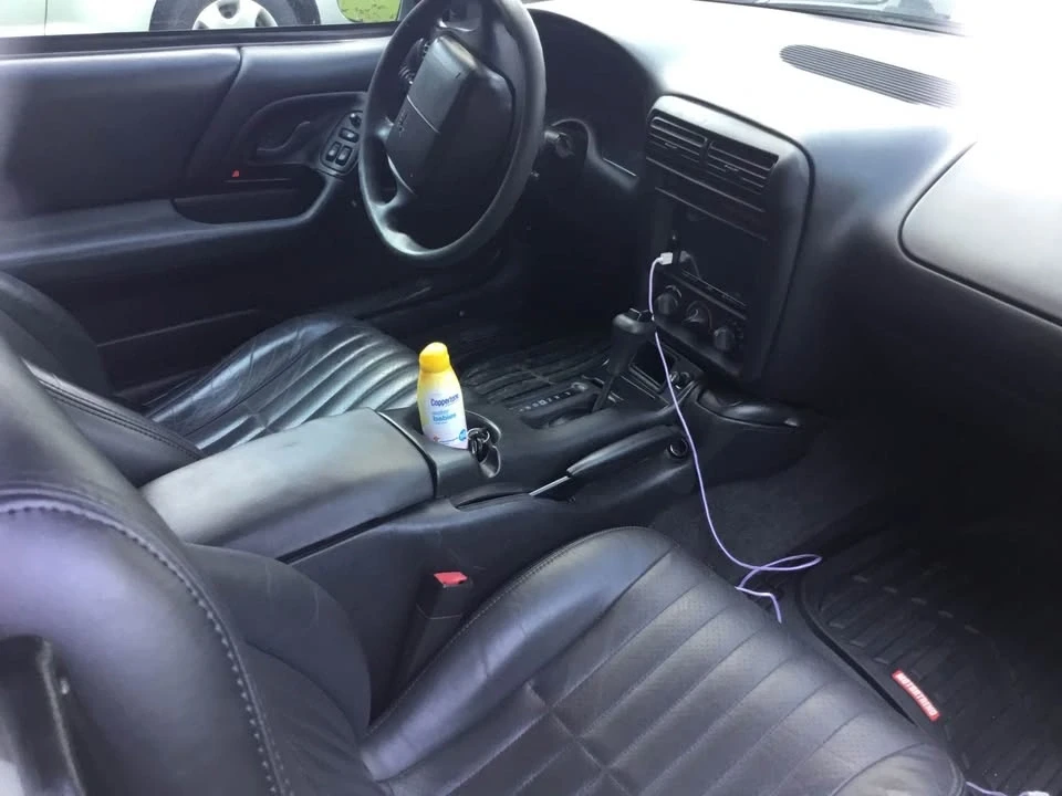 2000 Chevrolet Camaro 4th Gen - Image 5 of 9