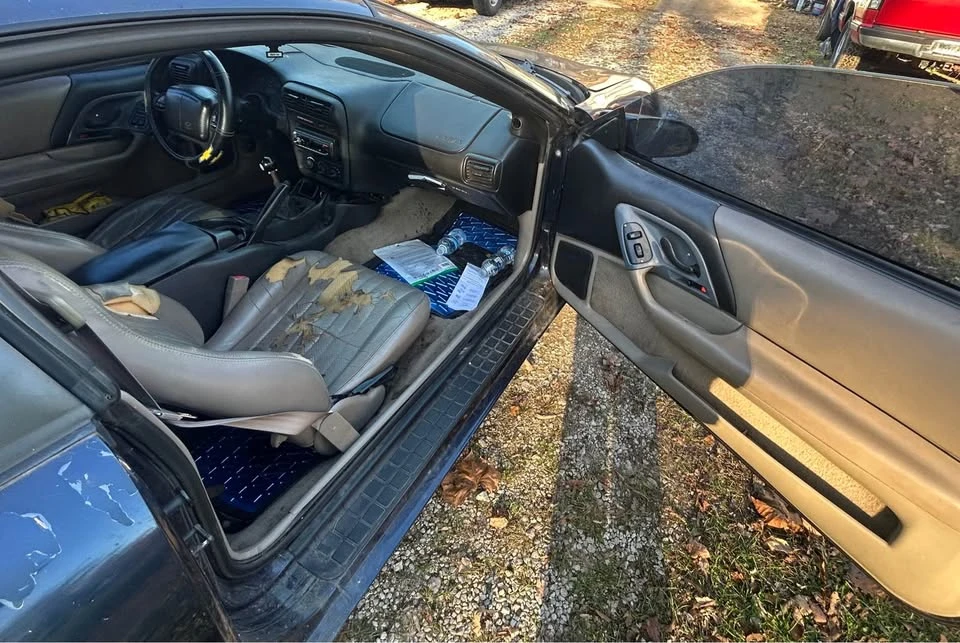 2000 Chevrolet Camaro 4th Gen - Image 11 of 14