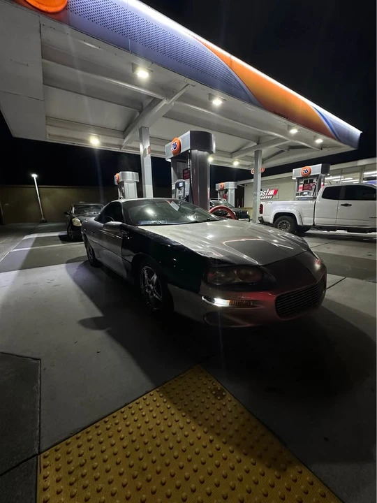 2000 Chevrolet Camaro 4th Gen - Image 2 of 3
