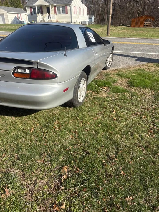 2000 Chevrolet Camaro 4th Gen - Image 5 of 10