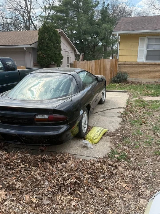 2000 Chevrolet Camaro 4th Gen - Image 5 of 9