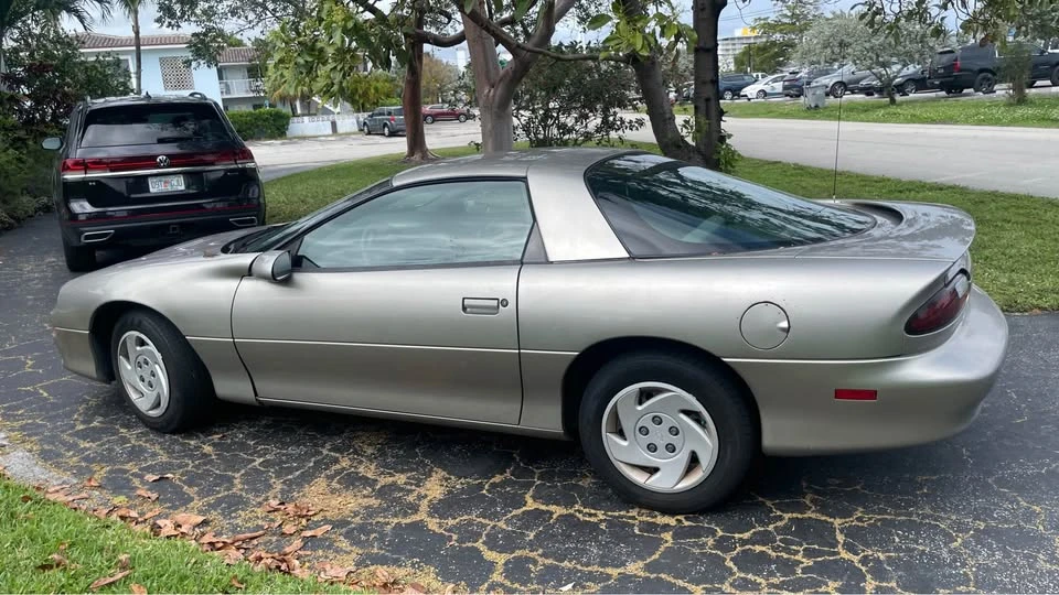 2000 Chevrolet Camaro 4th Gen - Image 3 of 11