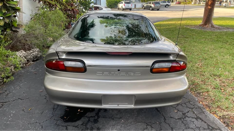 2000 Chevrolet Camaro 4th Gen - Image 5 of 11