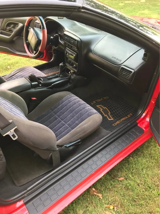 2000 Chevrolet Camaro 4th Gen - Image 6 of 12