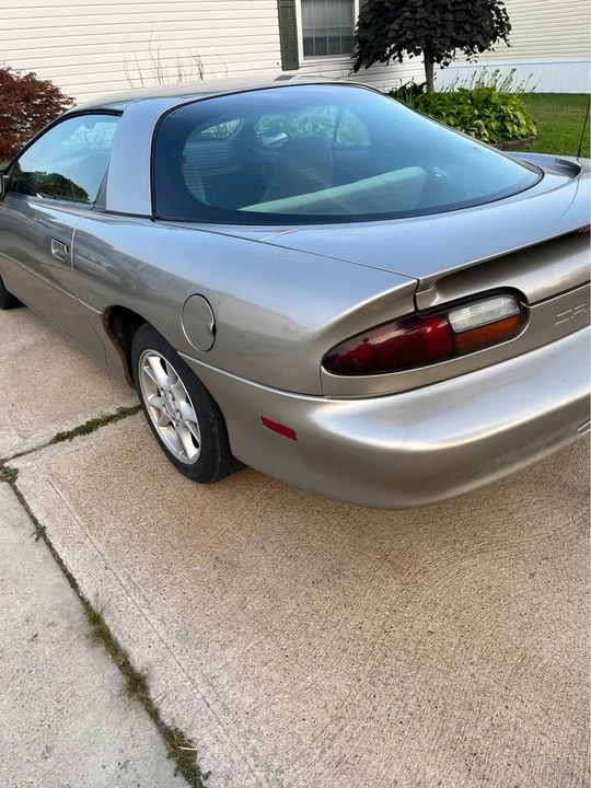 2000 Chevrolet Camaro 4th Gen - Image 5 of 19