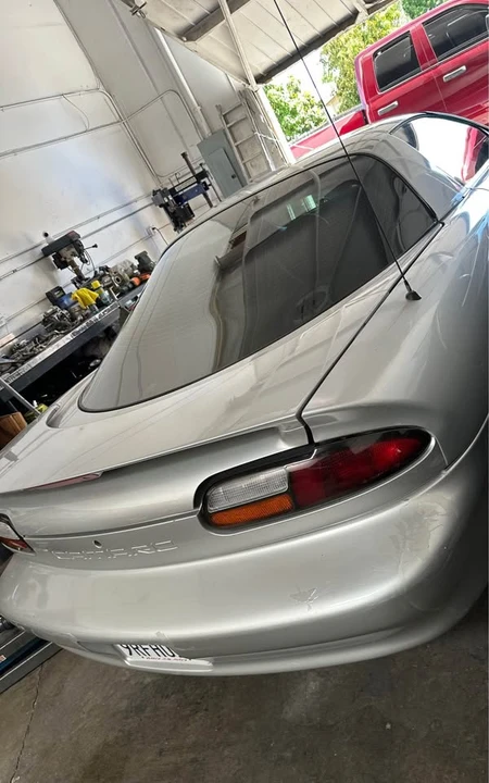 2000 Chevrolet Camaro 4th Gen - Image 2 of 5