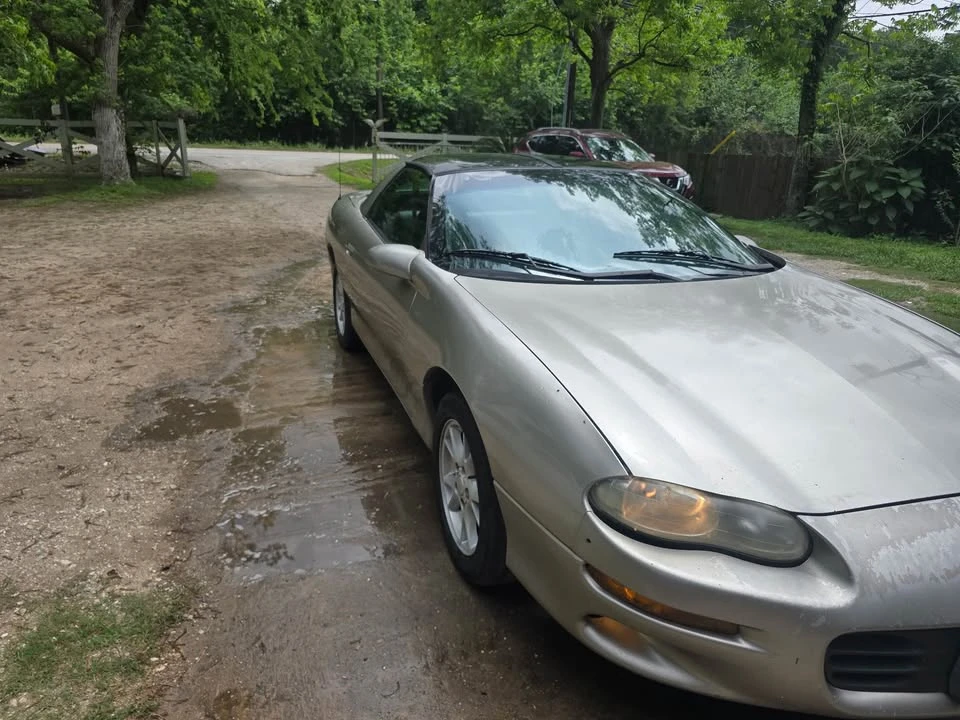 2000 Chevrolet Camaro 4th Gen - Image 2 of 6