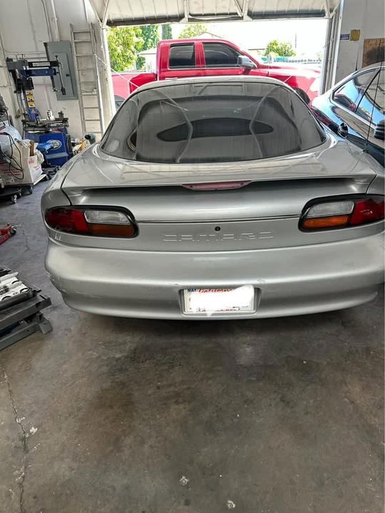 2000 Chevrolet Camaro 4th Gen - Image 4 of 4