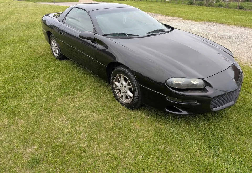 2000 Chevrolet Camaro 4th Gen - Image 2 of 17