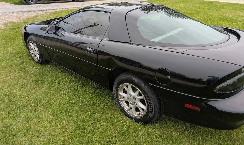2000 Chevrolet Camaro 4th Gen - Image 4 of 17