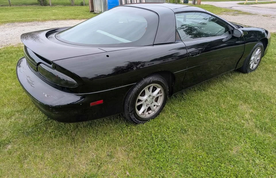 2000 Chevrolet Camaro 4th Gen - Image 3 of 17