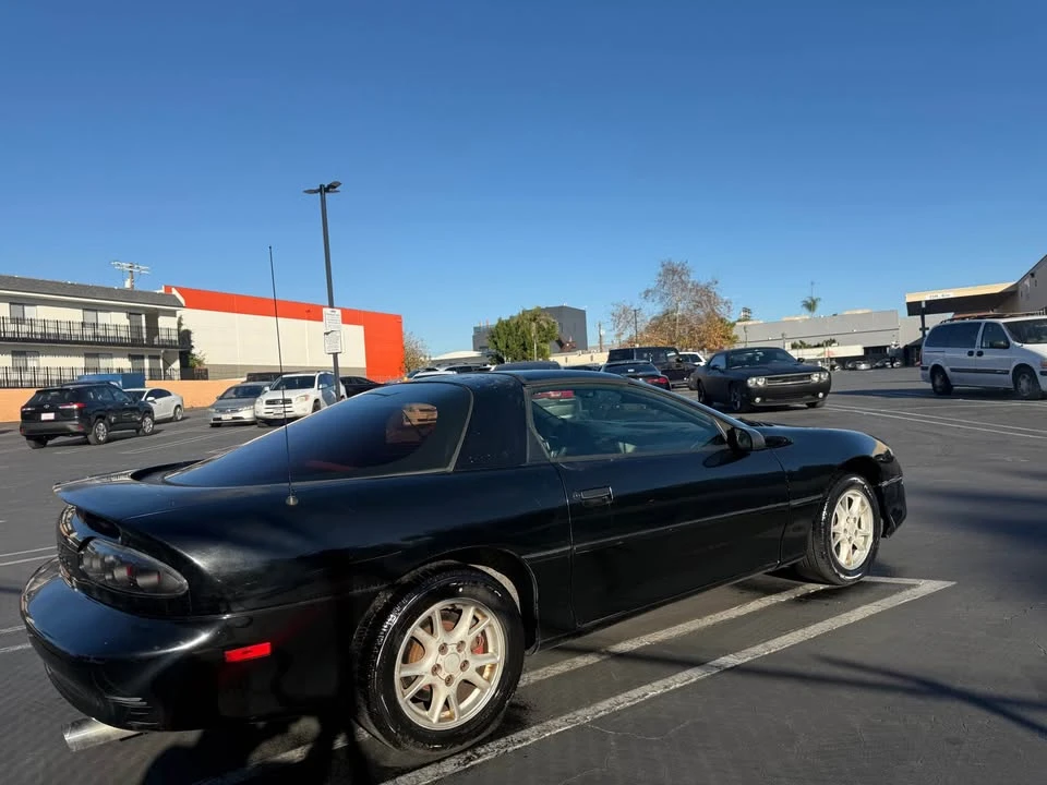 2000 Chevrolet Camaro 4th Gen - Image 2 of 11
