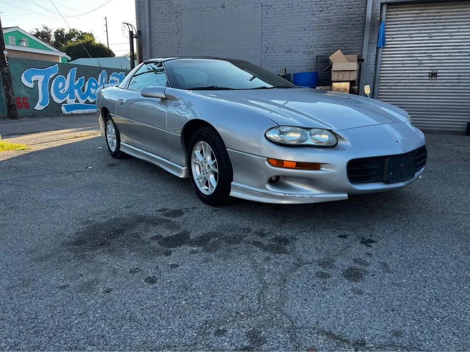 2000 Chevrolet Camaro 4th Gen - Image 4 of 12