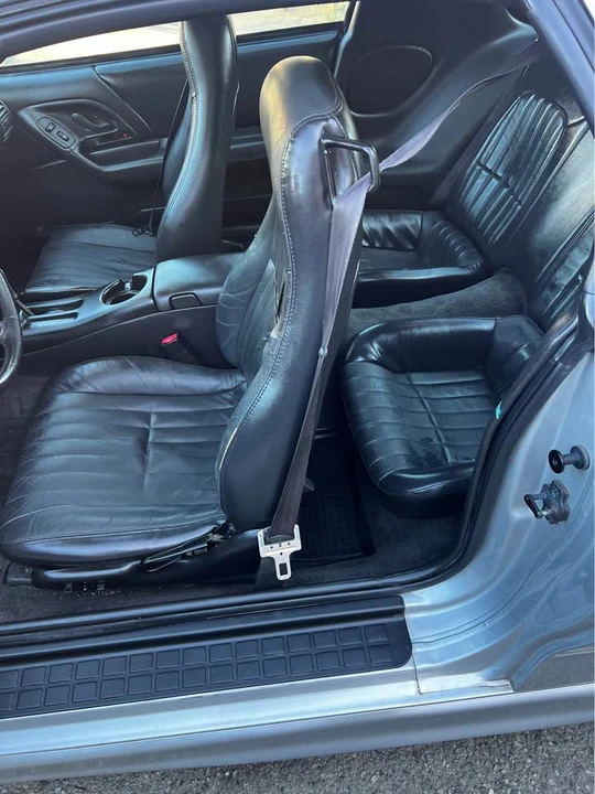 2000 Chevrolet Camaro 4th Gen - Image 11 of 12
