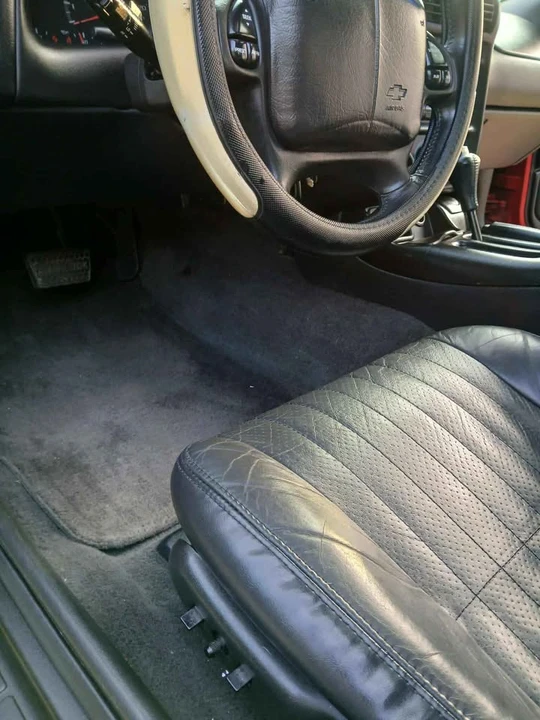 2000 Chevrolet Camaro 4th Gen - Image 6 of 13