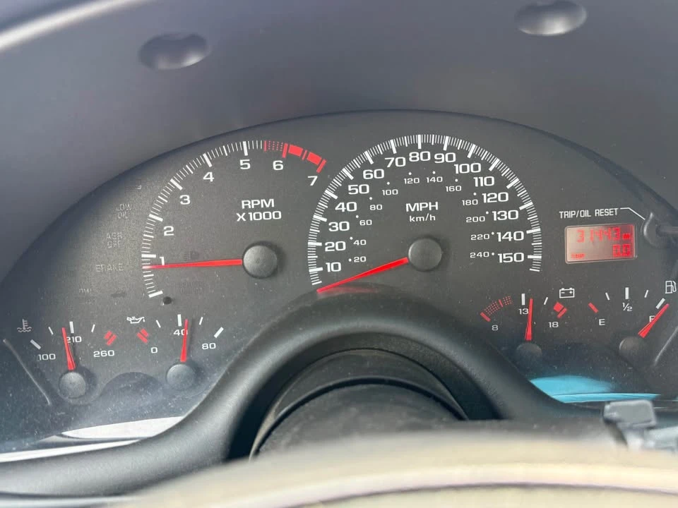 2000 Chevrolet Camaro SS 4th Gen - Image 11 of 20