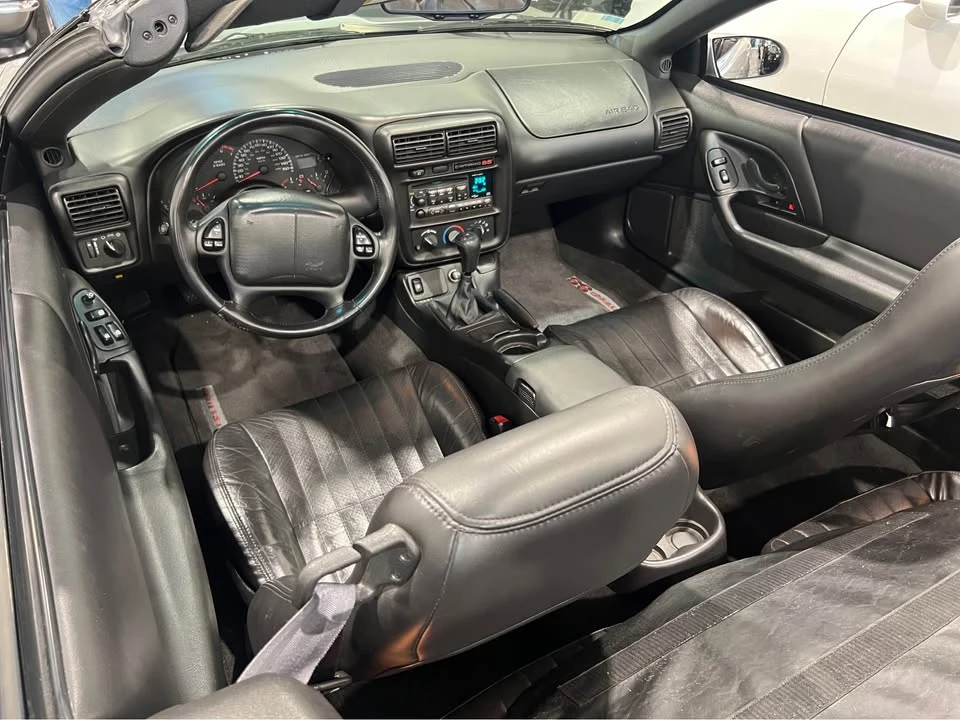 2000 Chevrolet Camaro SS 4th Gen - Image 3 of 4