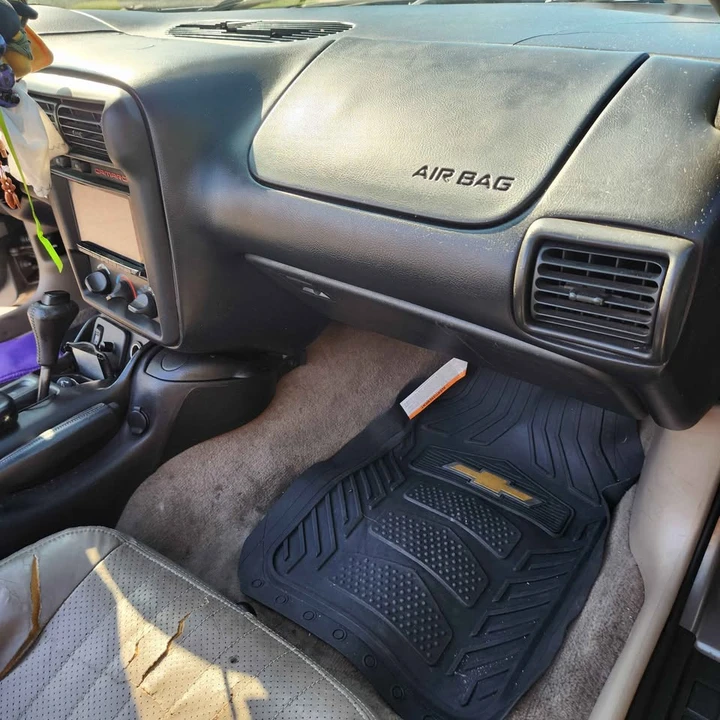 2000 Chevrolet Camaro SS 4th Gen - Image 6 of 10