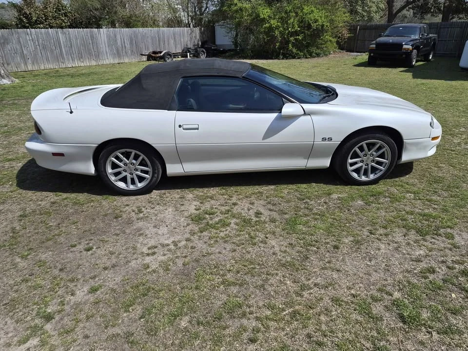 2000 Chevrolet Camaro SS 4th Gen - Image 3 of 17