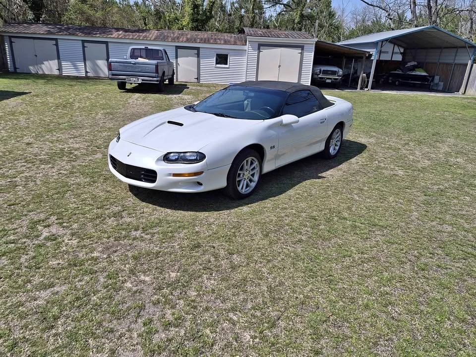 2000 Chevrolet Camaro SS 4th Gen - Image 2 of 17