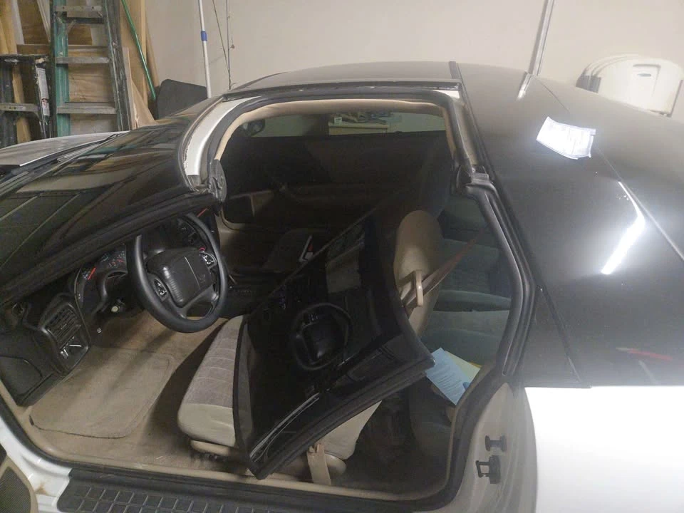 2000 Chevrolet Camaro SS 4th Gen - Image 4 of 4