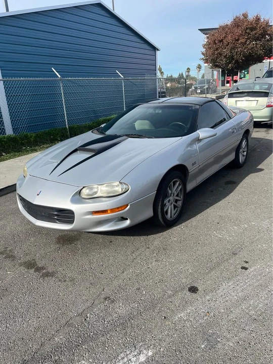 2000 Chevrolet Camaro SS 4th Gen - Image 2 of 16