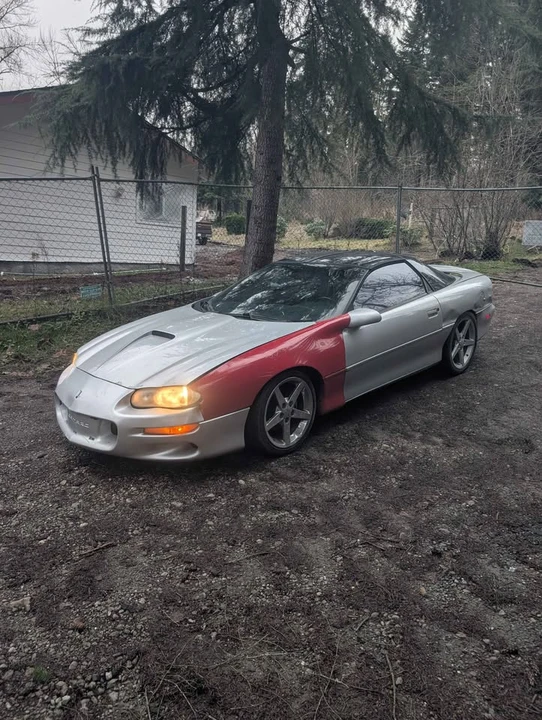 2000 Chevrolet Camaro SS 4th Gen - Image 2 of 9