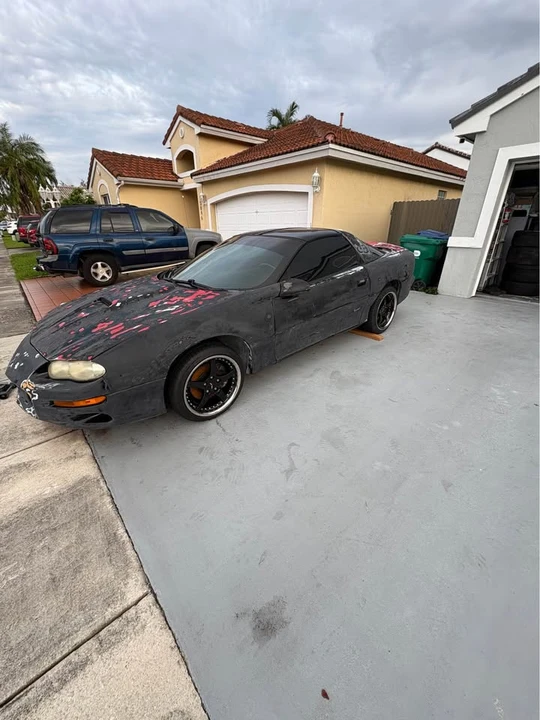 2000 Chevrolet Camaro SS 4th Gen - Image 2 of 10