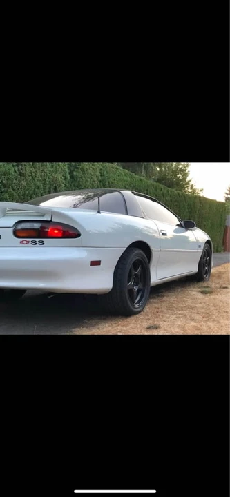 2000 Chevrolet Camaro SS 4th Gen - Image 4 of 8