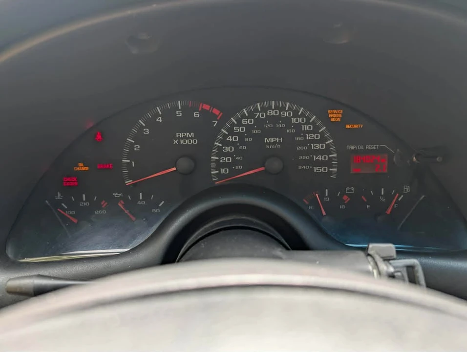 2000 Chevrolet Camaro SS 4th Gen - Image 11 of 16