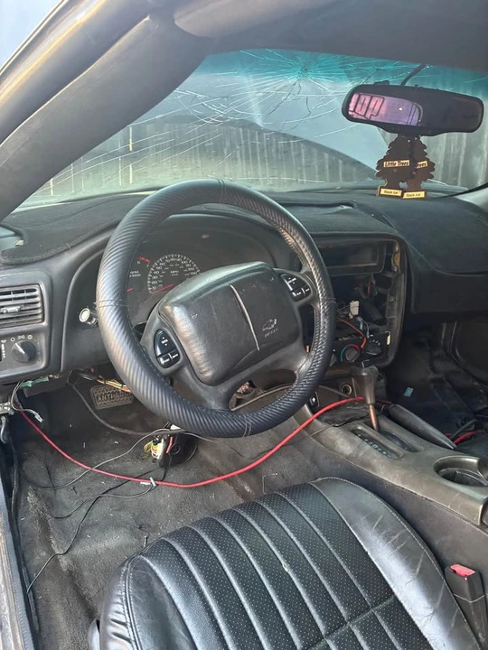 2000 Chevrolet Camaro Z28 4th Gen - Image 11 of 15