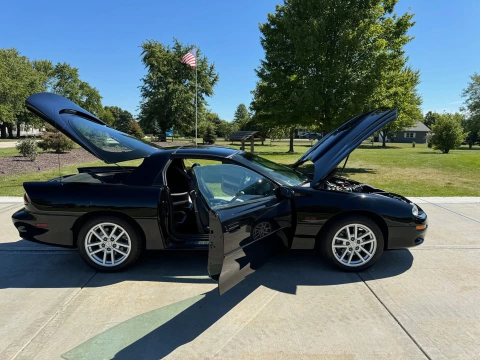 2000 Chevrolet Camaro SS 4th Gen - Image 5 of 14