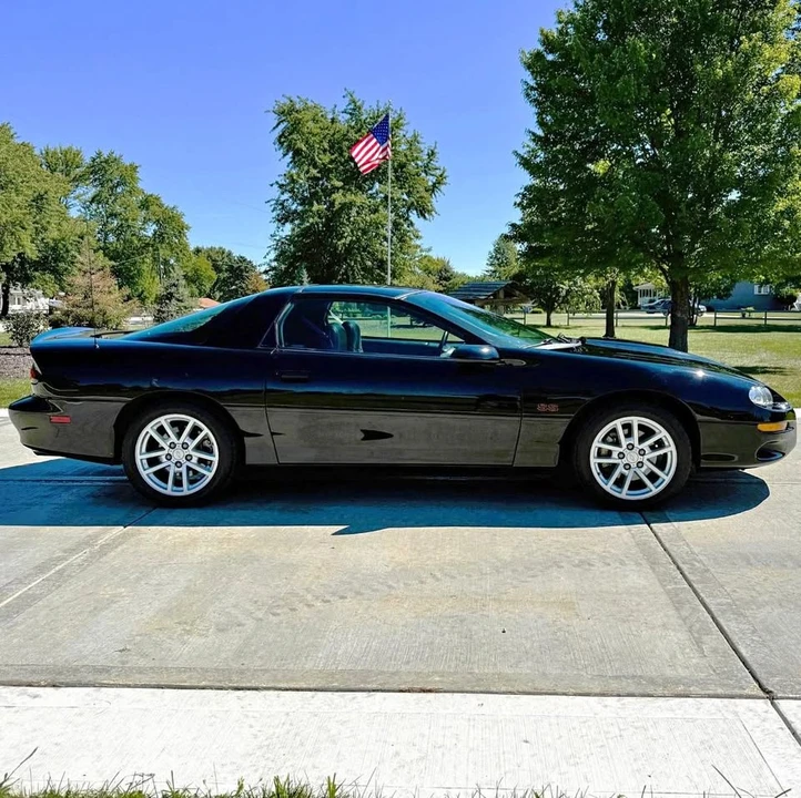 2000 Chevrolet Camaro SS 4th Gen - Image 2 of 14