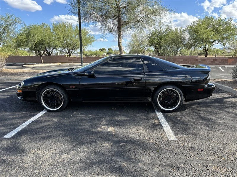 2000 Chevrolet Camaro SS 4th Gen - Image 2 of 13