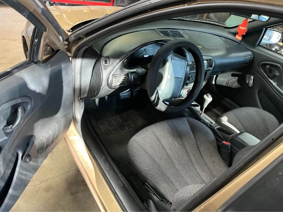 2000 Chevrolet Cavalier - Image 8 of 9