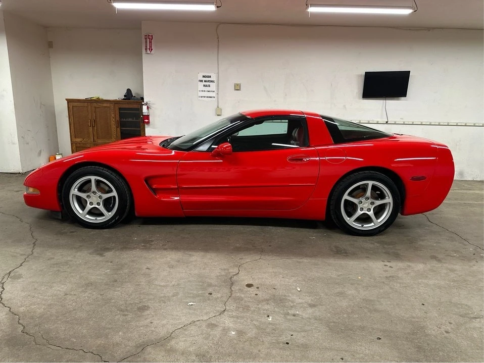 2000 Chevrolet Corvette C5 - Image 8 of 10