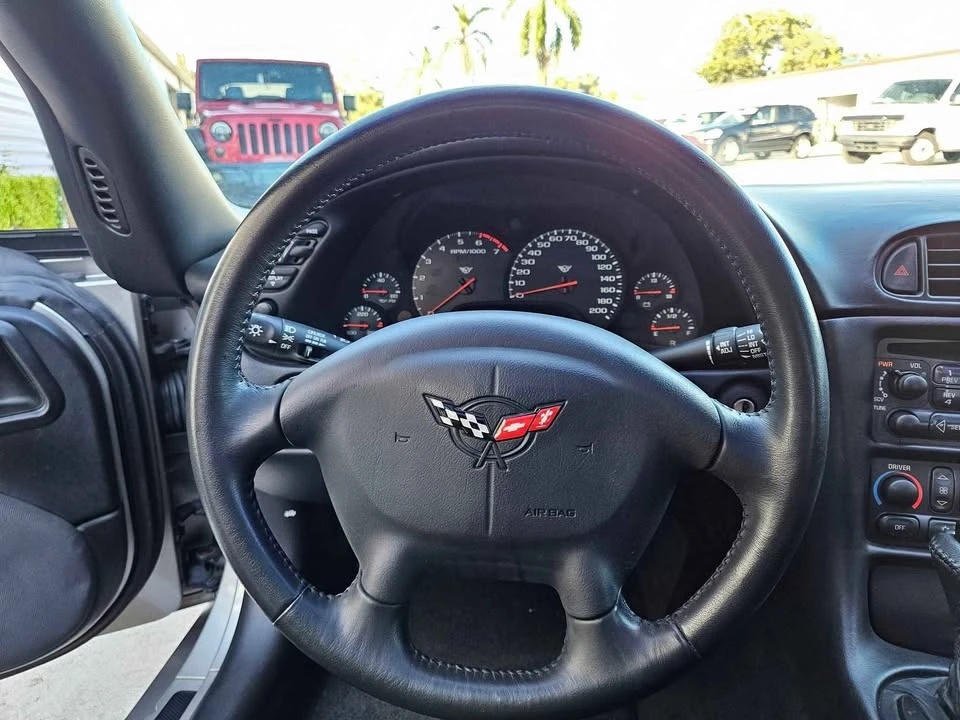 2000 Chevrolet Corvette C5 - Image 9 of 10