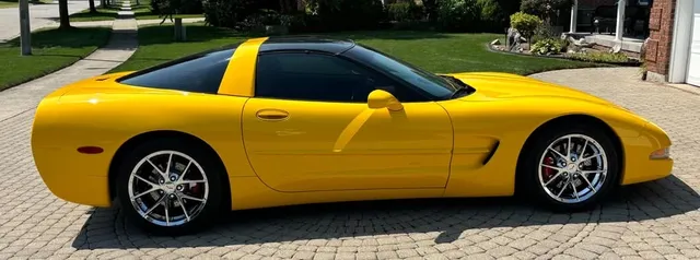 2000 Chevrolet Corvette C5 - Image 2 of 15