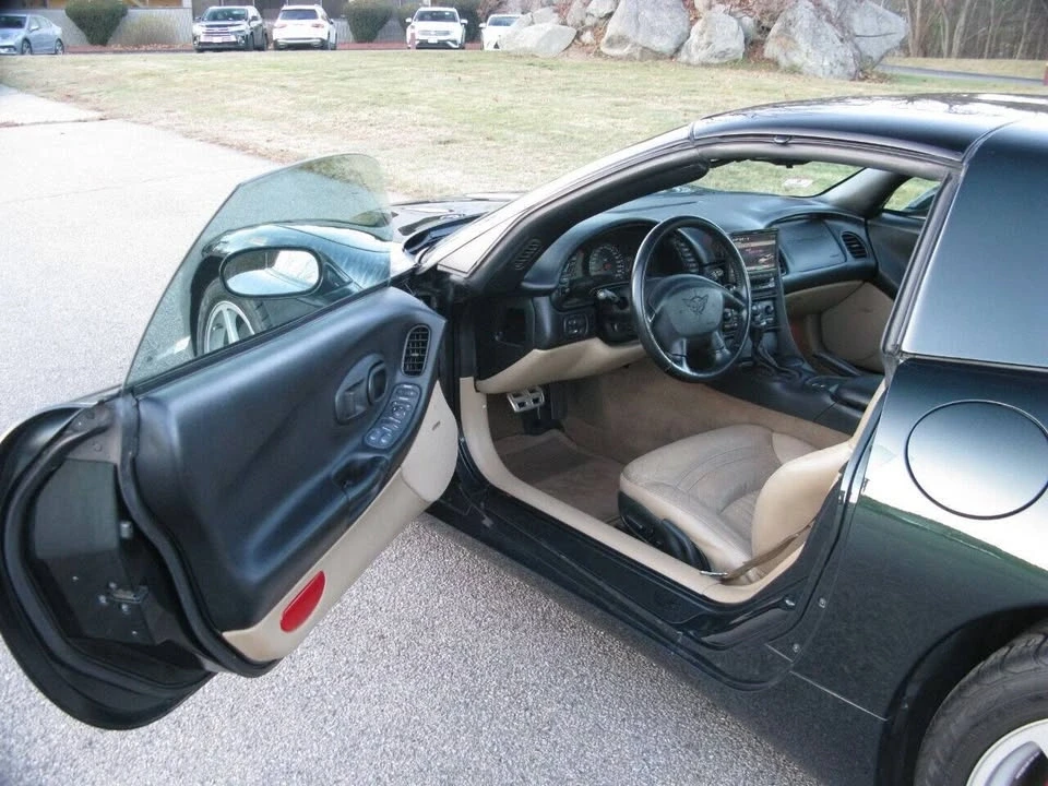 2000 Chevrolet Corvette C5 - Image 9 of 19