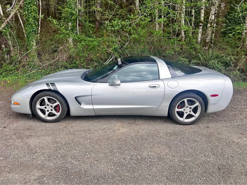2000 Chevrolet Corvette C5 - Image 1 of 13