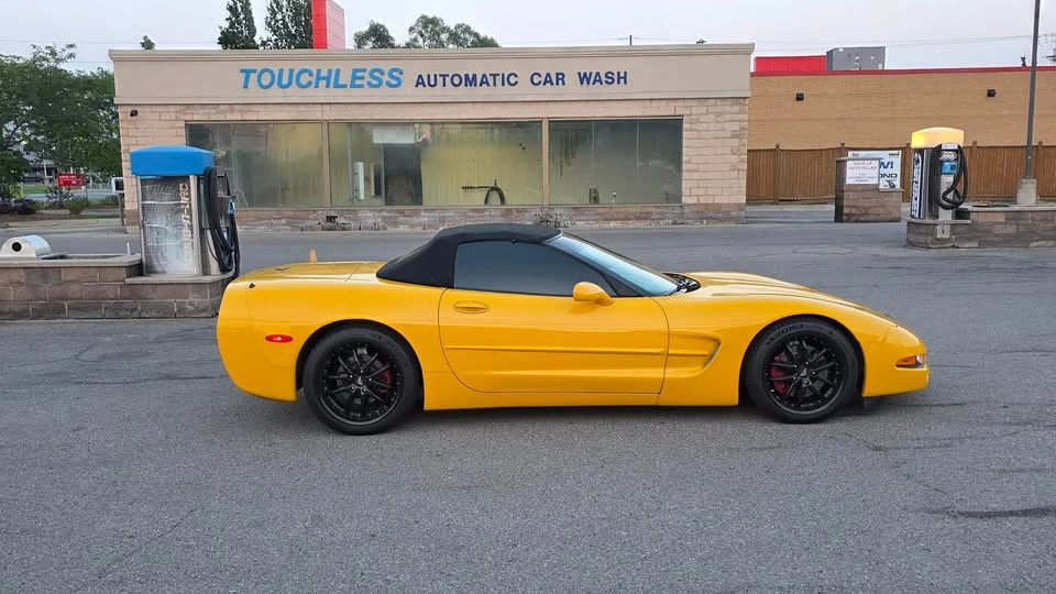 2000 Chevrolet Corvette C5 - Image 2 of 17