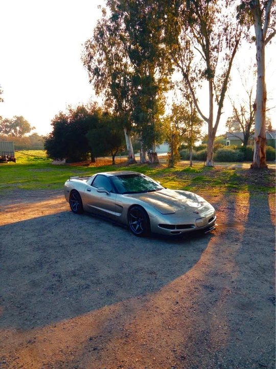 2000 Chevrolet Corvette C5 - Image 2 of 4