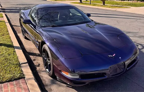 2000 Chevrolet Corvette Base