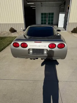 2000 Chevrolet Corvette C5 - Image 2 of 10