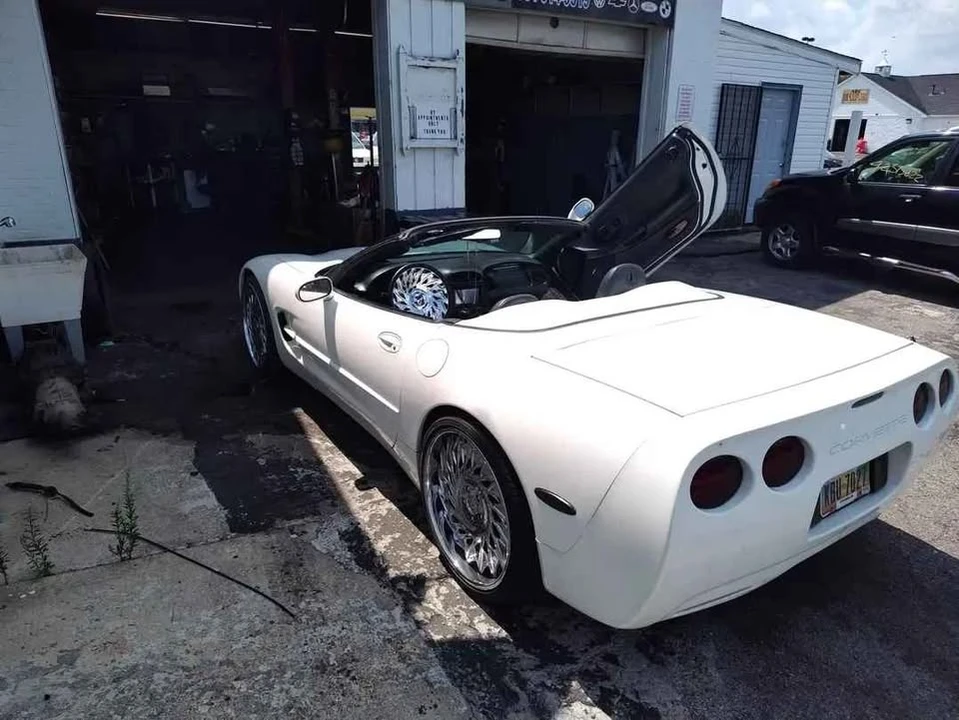 2000 Chevrolet Corvette C5 - Image 7 of 10