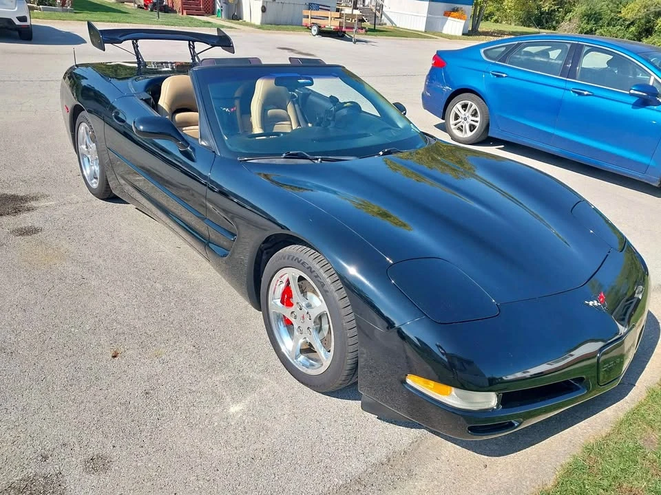 2000 Chevrolet Corvette C5 - Image 1 of 2