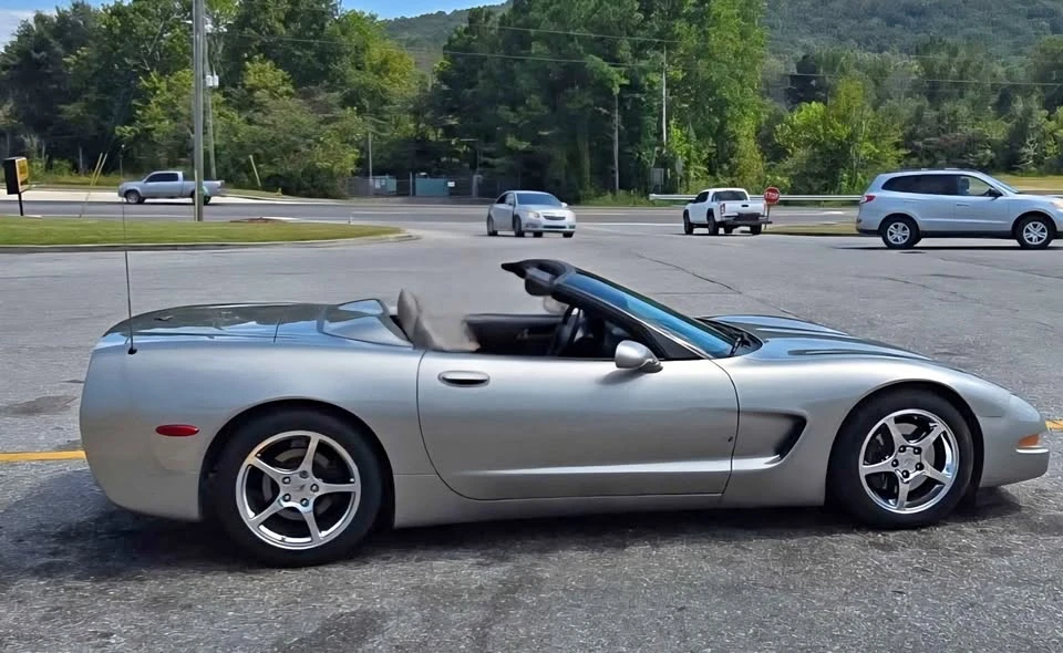 2000 Chevrolet Corvette C5 - Image 1 of 5