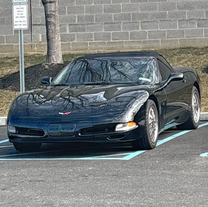 2000 Chevrolet Corvette C5 - Image 1 of 5