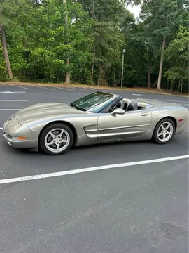 2000 Chevrolet Corvette C5 - Image 2 of 13
